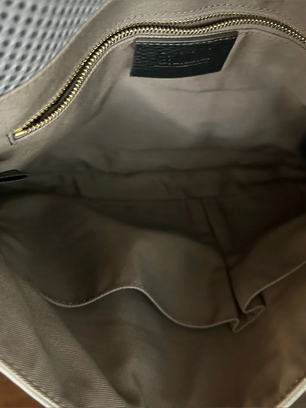 G.I.L.I. Gili Halo got it love it Halo BLACK Leather Crossbody